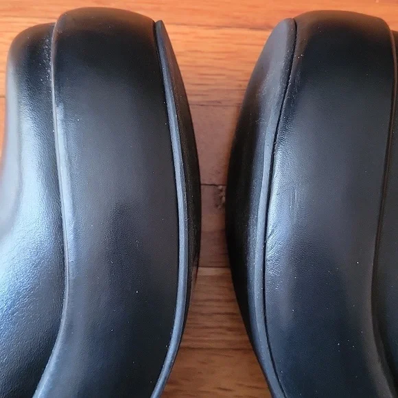 Everlane Puffa Boots - Picture 5 of 8